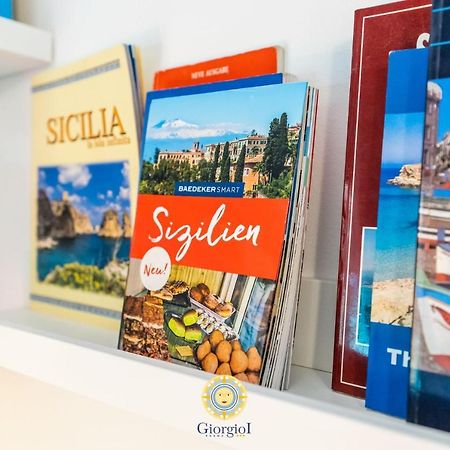 Giorgio I Rooms Palermo Bagian luar foto