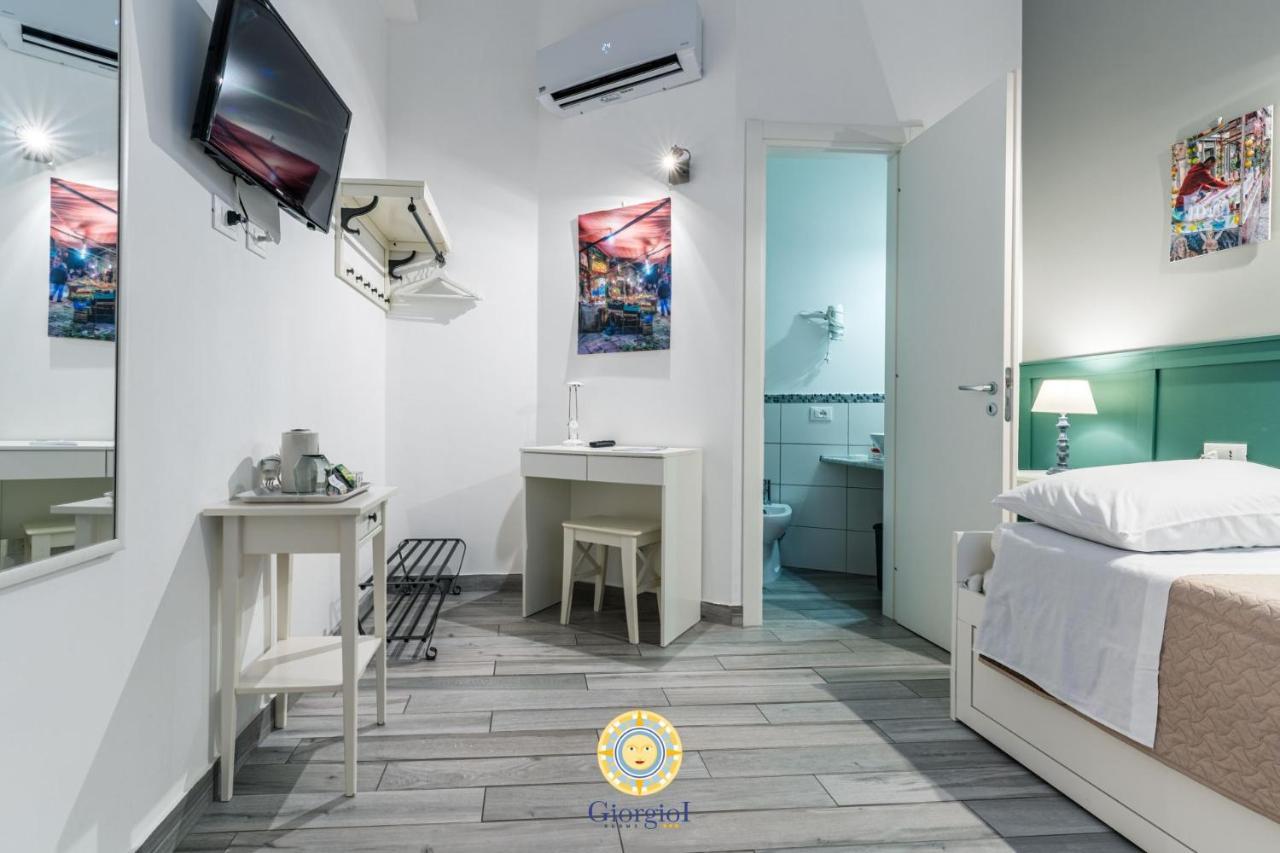 Giorgio I Rooms Palermo Bagian luar foto
