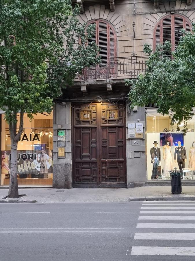 Giorgio I Rooms Palermo Bagian luar foto
